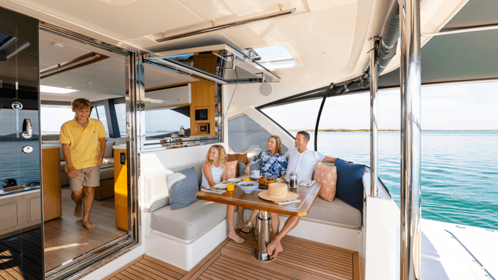 Riviera 585 SUV Cockpit