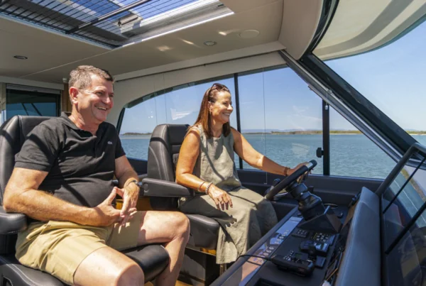 Riviera 58 Sports Motor Yacht - helm