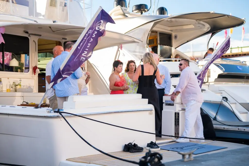 RMarine-2282016 Riviera boats Darling Harbour