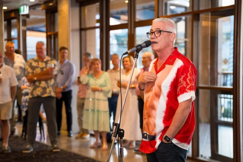 RMarine-2282359 Riviera Boats Darling Harbour